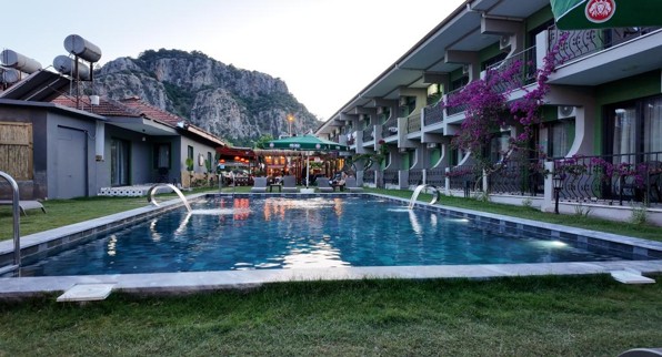 Smyrna Hotel Dalyan Thermal Pool Integration